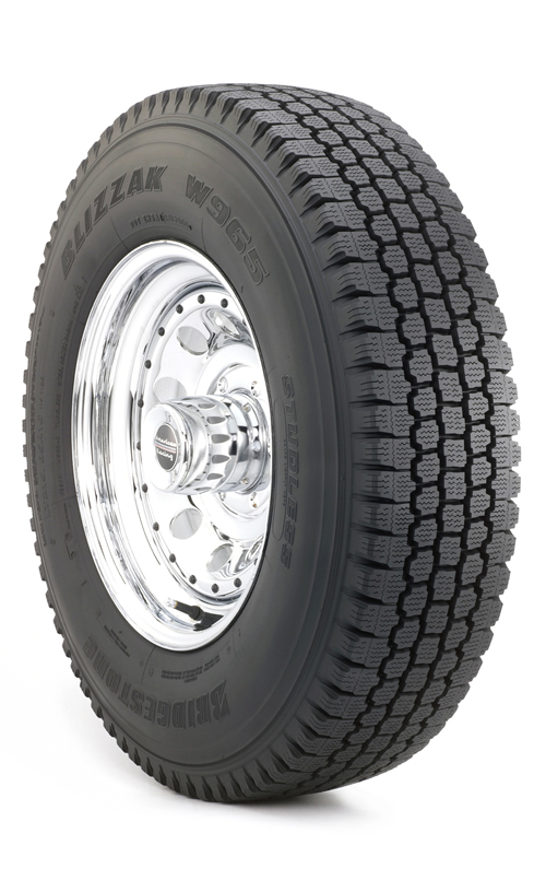 Bridgestone Blizzak W965 Winter Tire (17") LT235-80R17