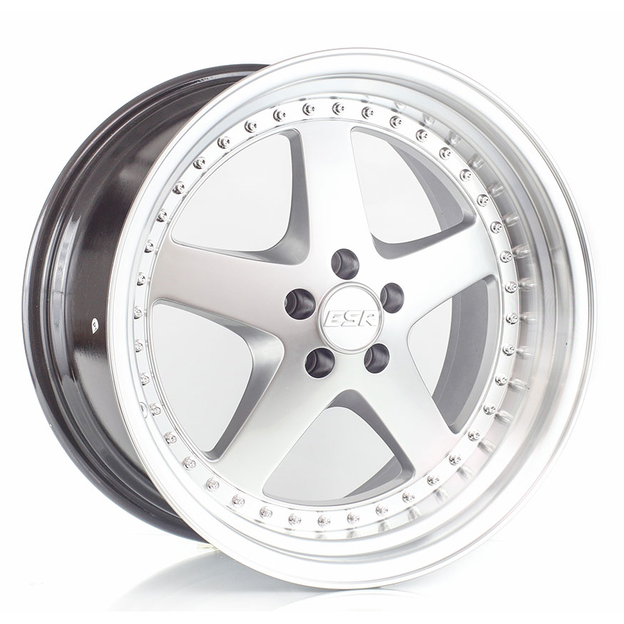 ESR SR04 Wheel Rim 18x9.5 5X120 ET35 72.6 HYPER SILVER/MACHINE LIP 