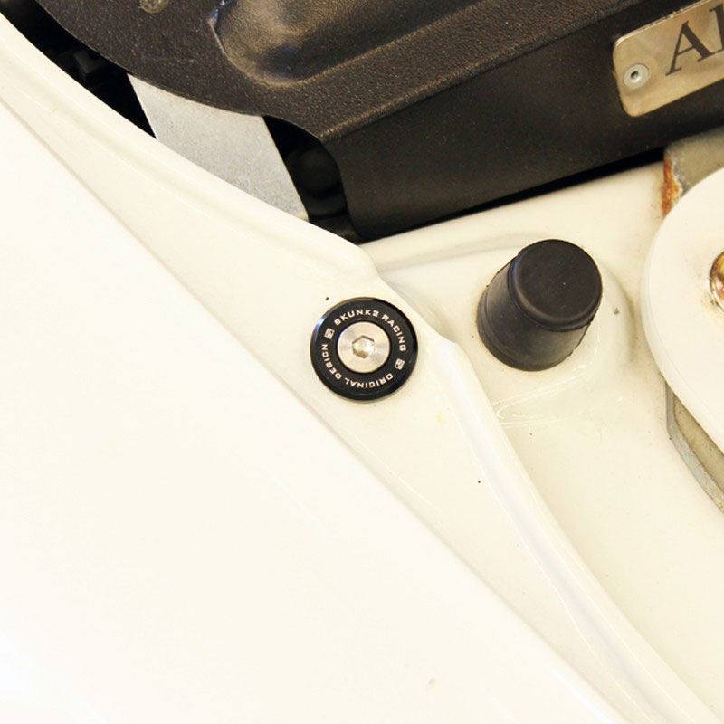 SKUNK2 RACING HONDA / ACURA FENDER WASHER KIT LARGE - BLACK ANODIZED INCLUDES 6 PCS.